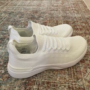 APL Techloom Breeze Sneakers